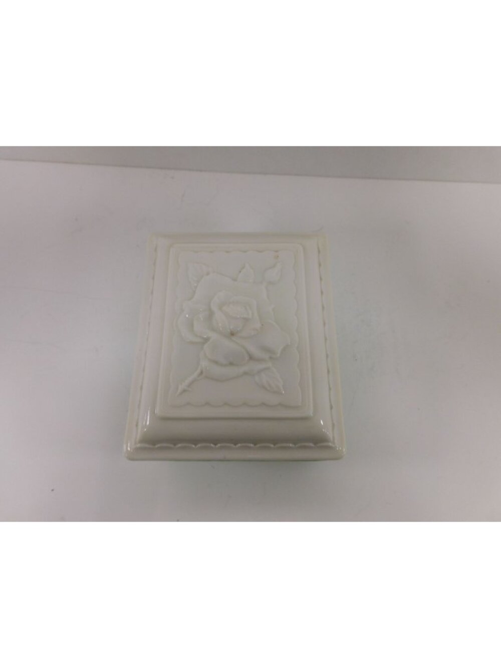 Anchor Hocking Jadeite Green Vanity Dresser Box Jewelry Trinket White Rose Rare